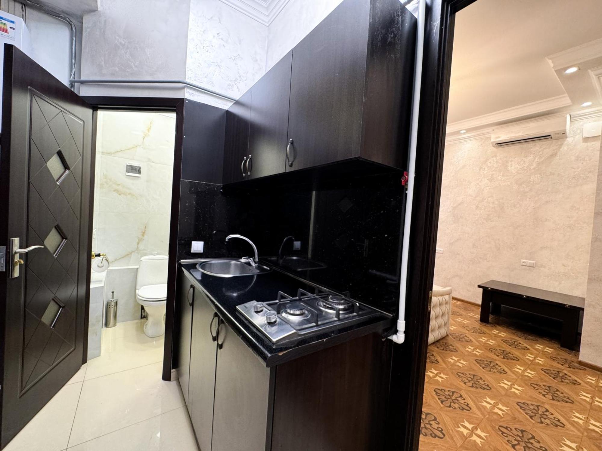 Royal Renaissance Hotel Yerevan Exterior photo