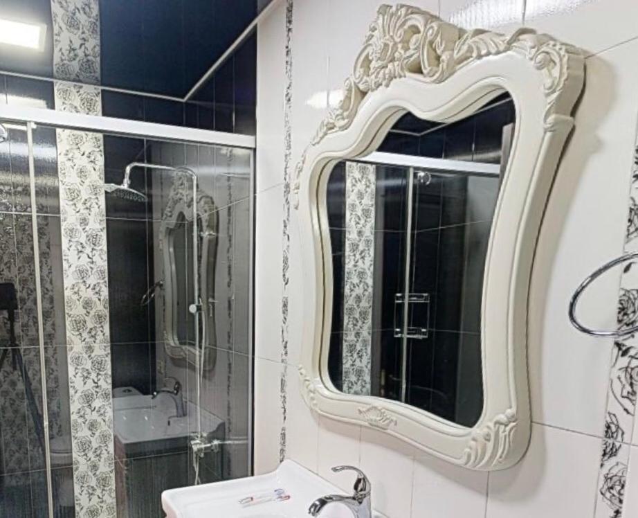 Royal Renaissance Hotel Yerevan Room photo